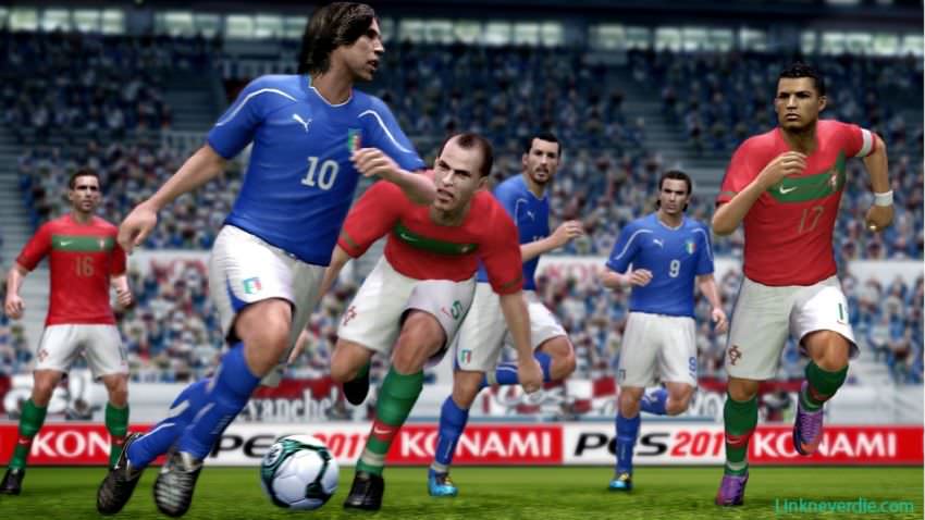 Hình ảnh trong game PES 2011 (screenshot) Hình ảnh trong game PES 2011 (screenshot)