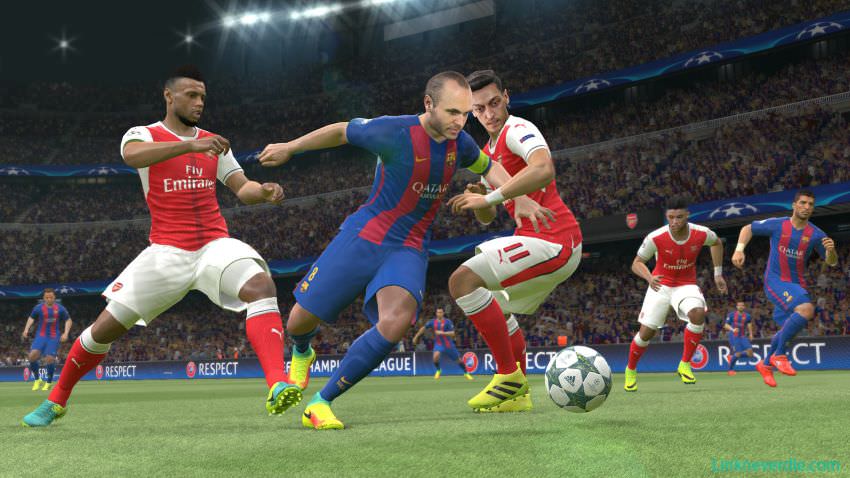 Hình ảnh trong game PES 2017 (screenshot) Hình ảnh trong game PES 2017 (screenshot)