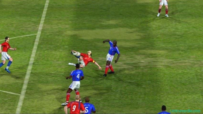 Hình ảnh trong game PES 2007 (screenshot) Hình ảnh trong game PES 2007 (screenshot)