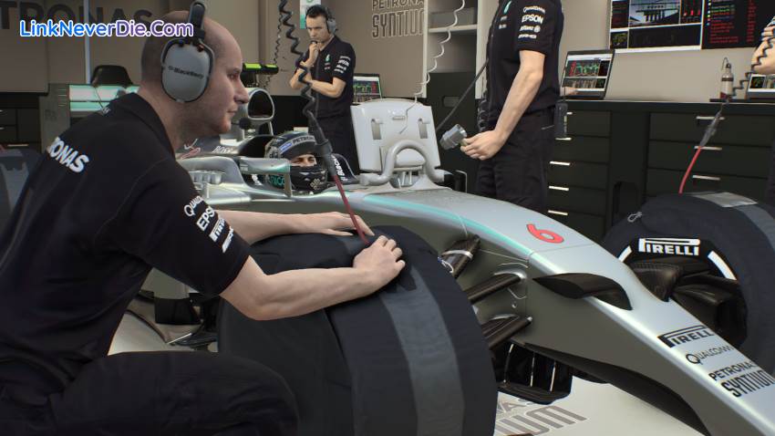 Hình ảnh trong game F1 2015 (screenshot) Hình ảnh trong game F1 2015 (screenshot)