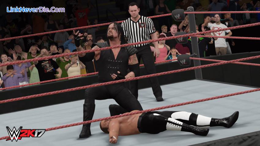 Hình ảnh trong game WWE 2K17 (screenshot) Hình ảnh trong game WWE 2K17 (screenshot)