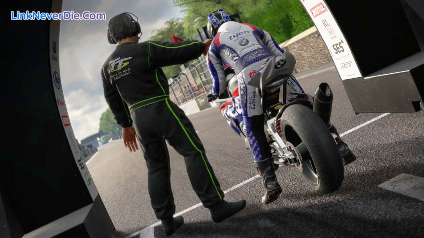 Hình ảnh trong game TT Isle of Man (screenshot) Hình ảnh trong game TT Isle of Man (screenshot)