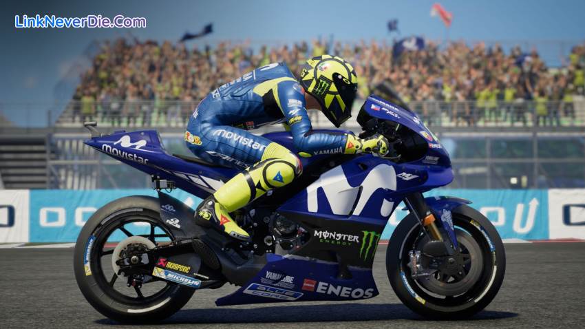 Hình ảnh trong game MotoGP 18 (screenshot) Hình ảnh trong game MotoGP 18 (screenshot)