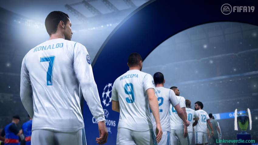 Hình ảnh trong game FIFA 19 (screenshot) Hình ảnh trong game FIFA 19 (screenshot)