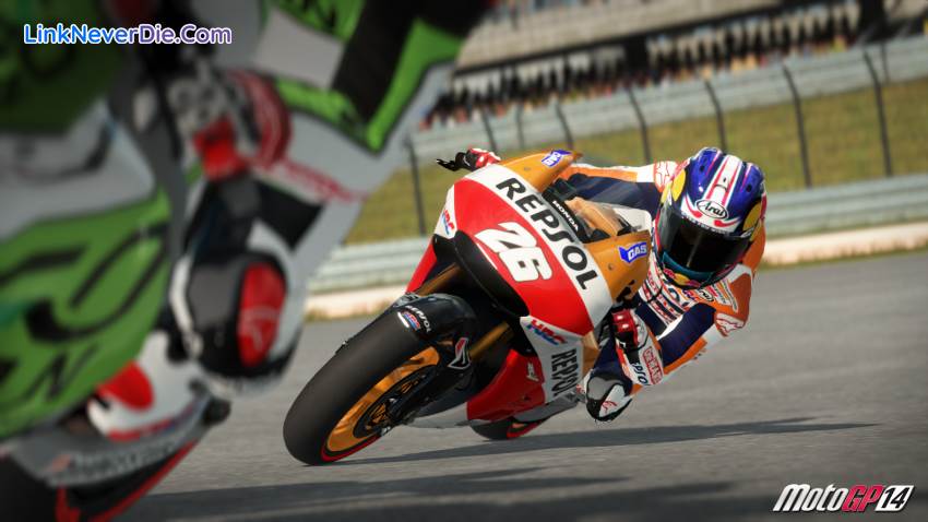 Hình ảnh trong game MotoGP 14 (screenshot) Hình ảnh trong game MotoGP 14 (screenshot)